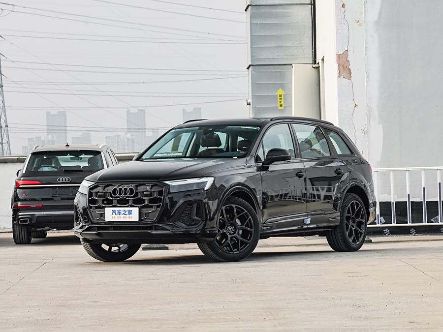 Фото 1 - Audi Q7