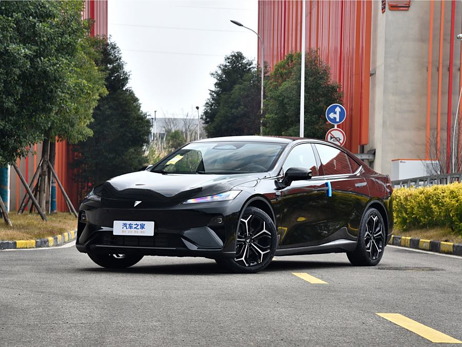 Фото 1 - Changan Deepal L07