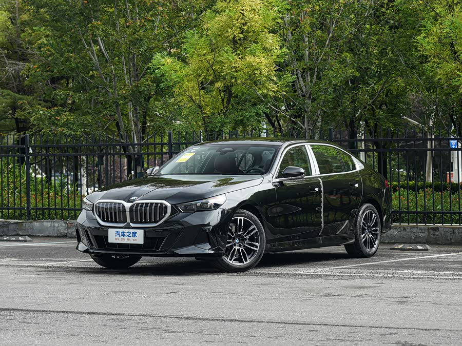 Фото 1 - BMW 5 Series