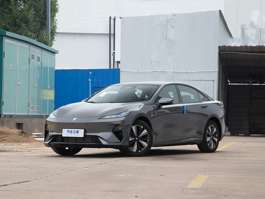 Фото 1 - Changan Deepal L07