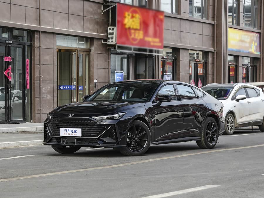 Фото 1 - Changan UNI-V