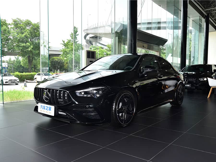 Фото 1 - Mercedes-Benz CLA-Class AMG