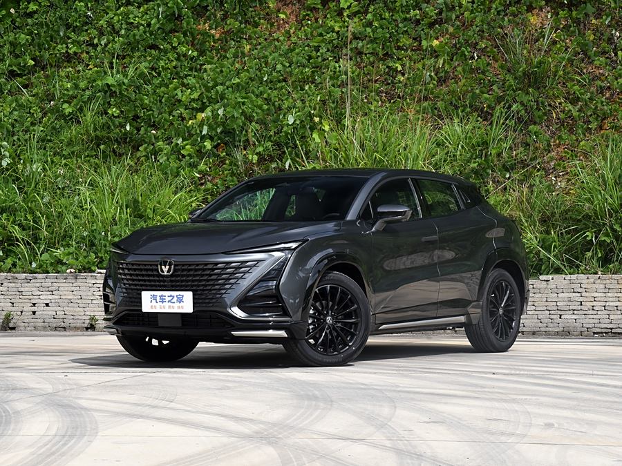 Фото 1 - Changan UNI-T