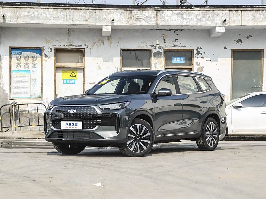 Фото 1 - Chery Fulwin T8