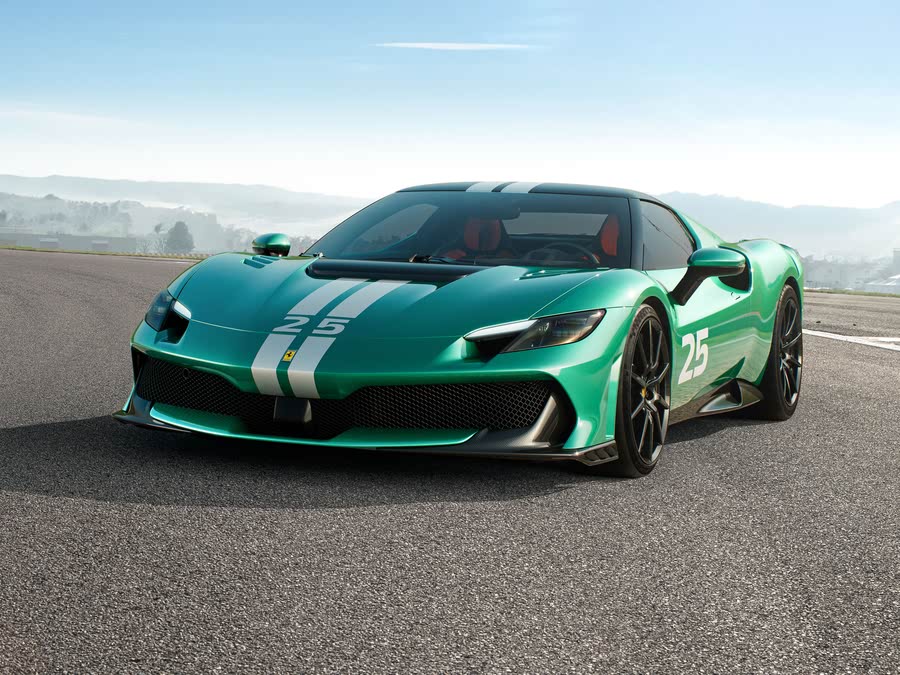 Фото 1 - Ferrari 296