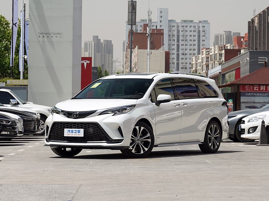 Фото 1 - Toyota Granvia