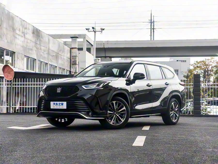 Фото 1 - Toyota Crown Kluger