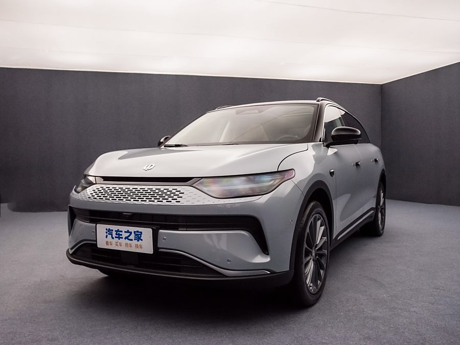 Фото 1 - Leapmotor C11