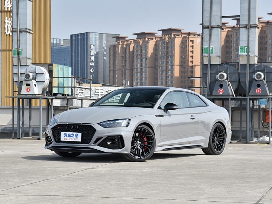 Фото 1 - Audi RS 5