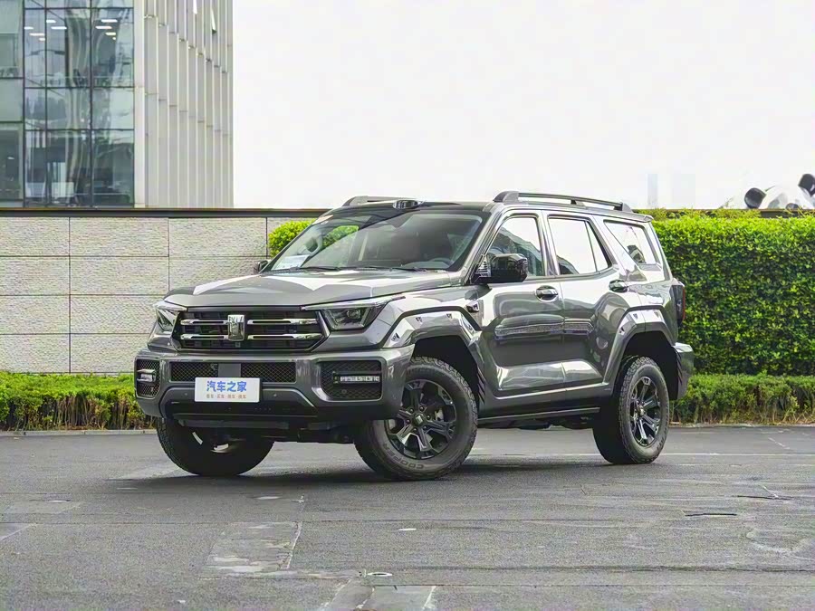 Фото 1 - Tank 400 Hybrid