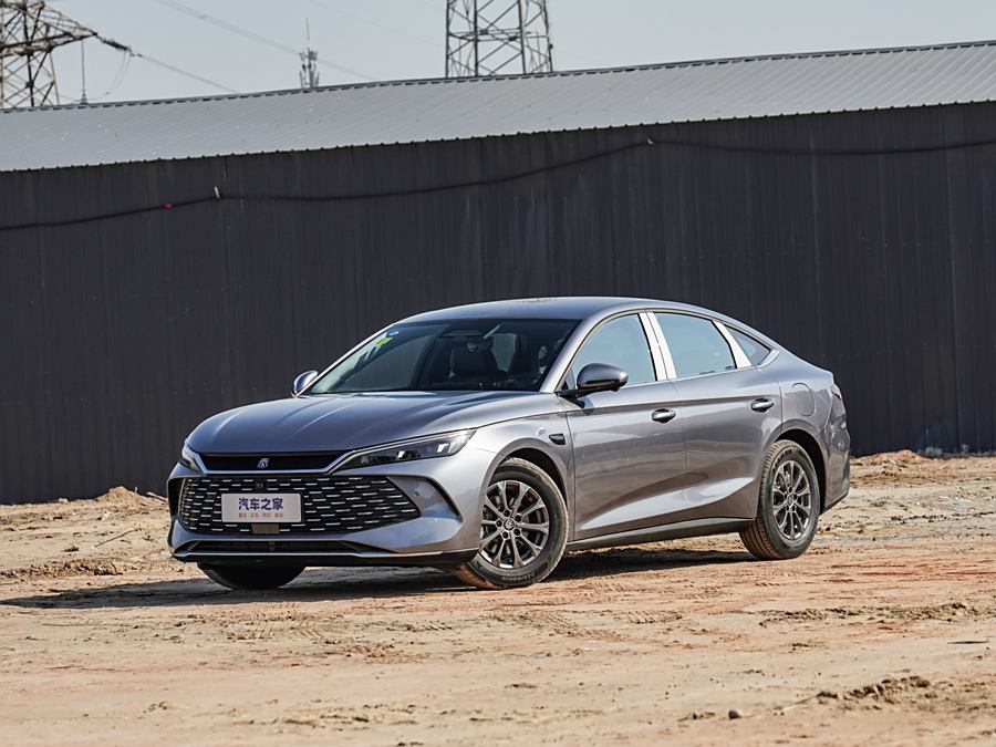 Фото 1 - BYD Qin L