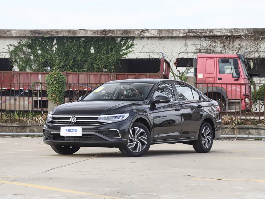 Фото 1 - Volkswagen Bora