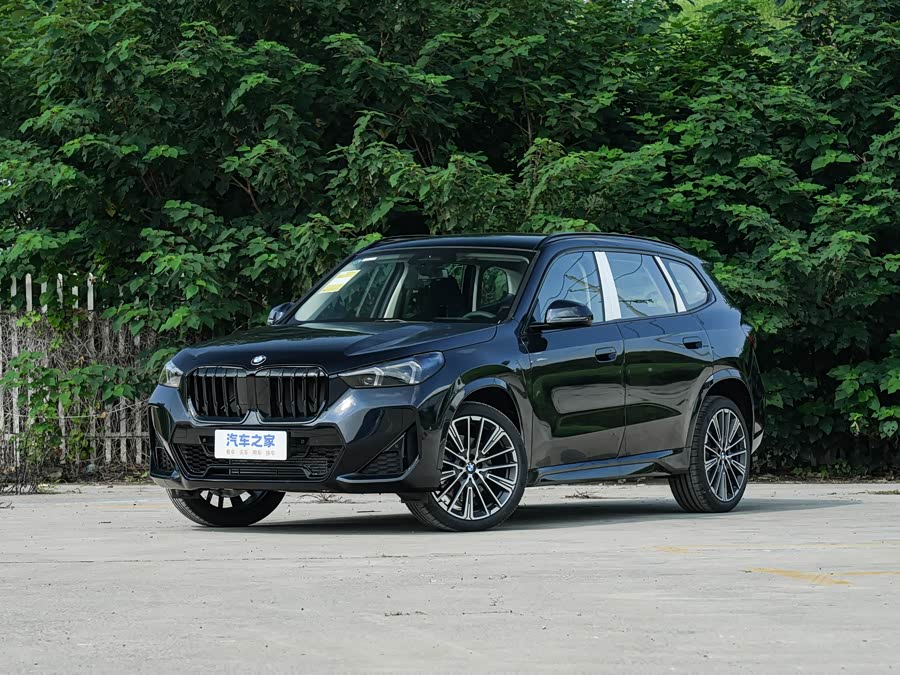 Фото 1 - BMW X1