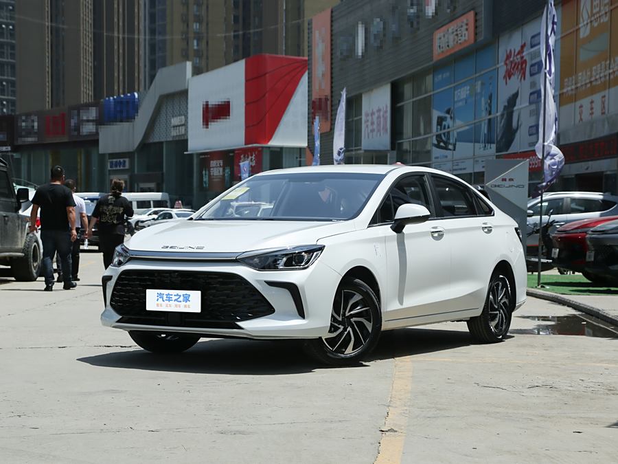 Фото 1 - Beijing U5 Plus