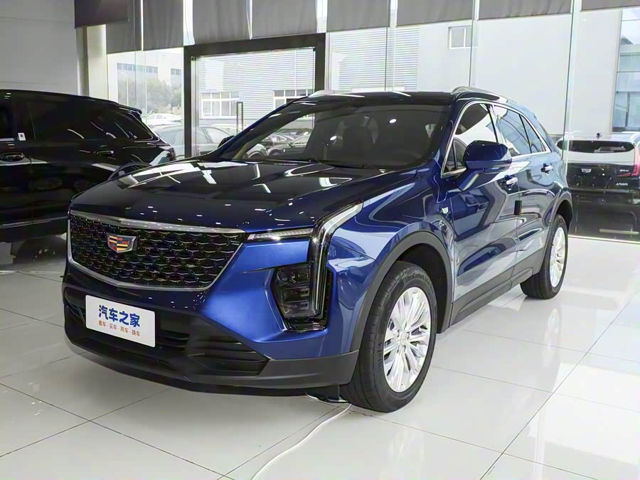 Фото 1 - Cadillac XT4