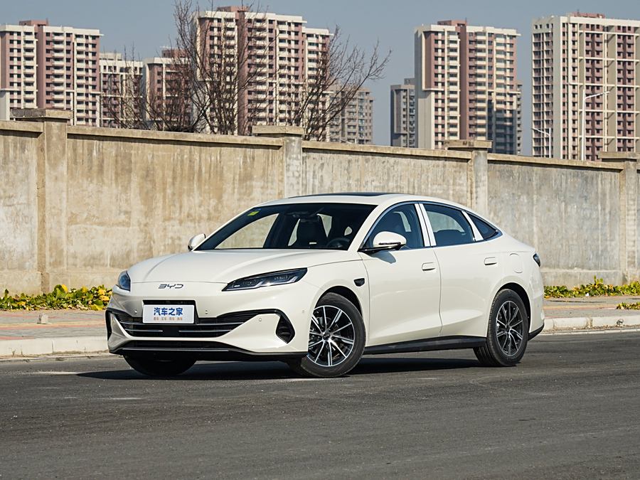 Фото 1 - BYD Seal 06 Hybrid/EV