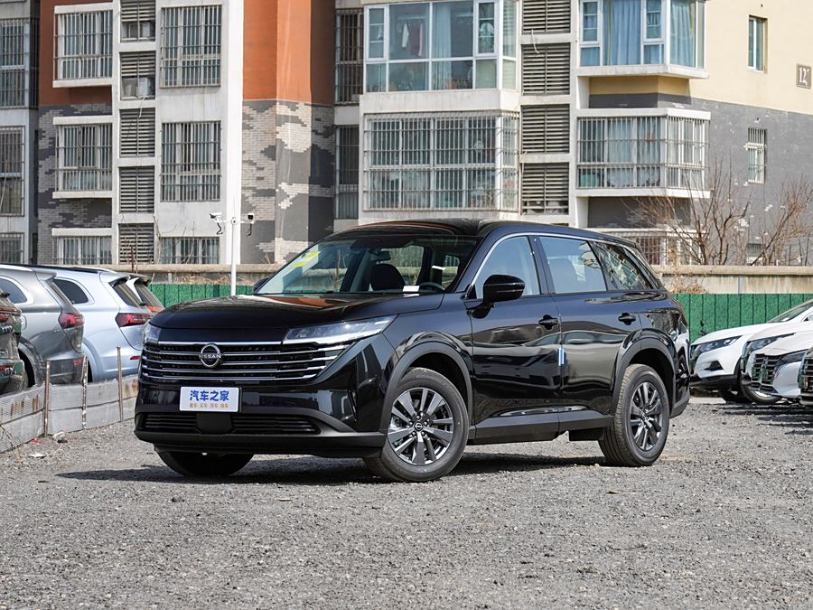 Фото 1 - Nissan Pathfinder