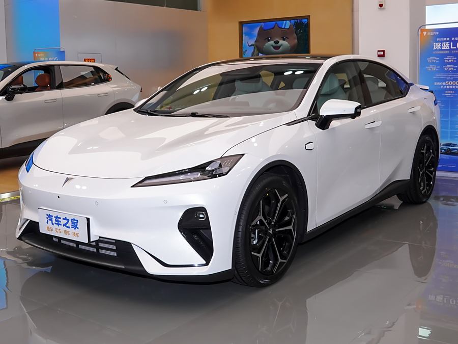 Фото 1 - Changan Deepal L07