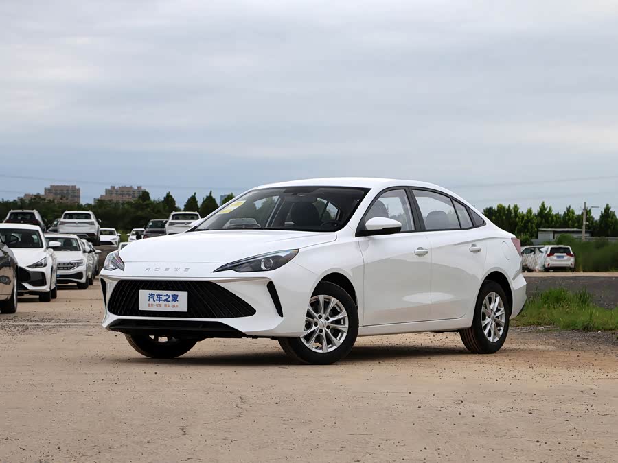 Фото 1 - Roewe i5