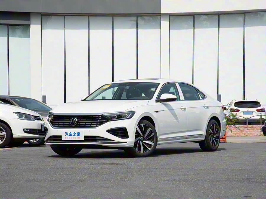 Фото 1 - Volkswagen Passat