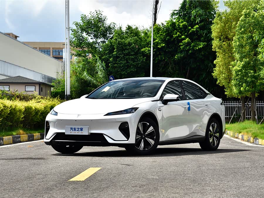 Фото 1 - Changan Deepal L07