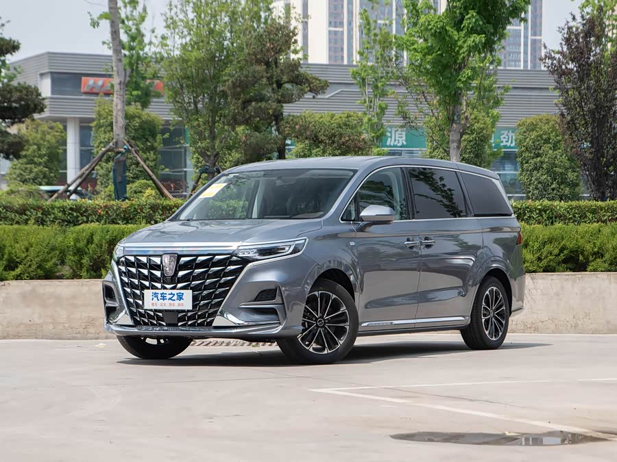 Фото 1 - Roewe iMax 8