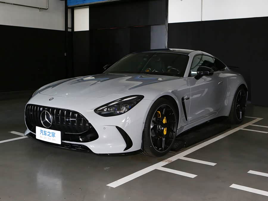Фото 1 - Mercedes-Benz AMG GT