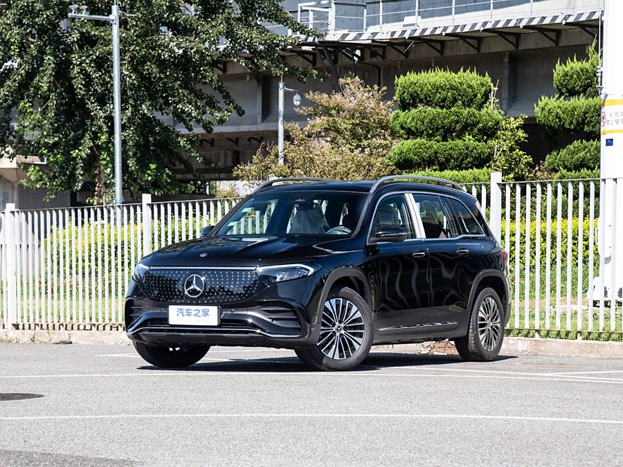 Фото 1 - Mercedes-Benz EQB