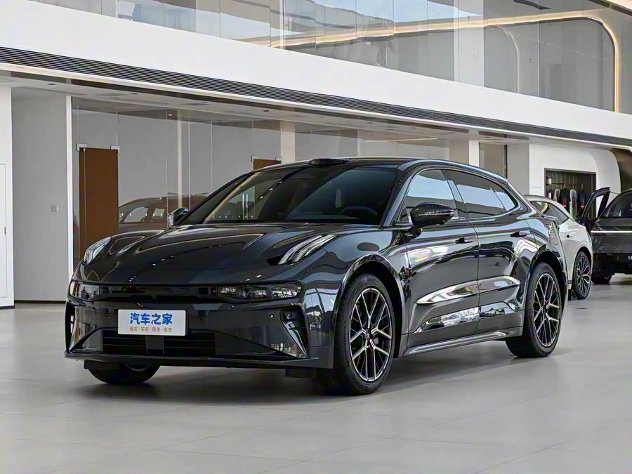 Фото 1 - Zeekr 001