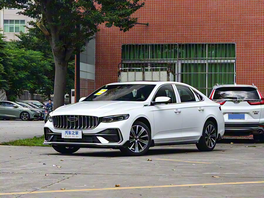 Фото 1 - Geely Preface