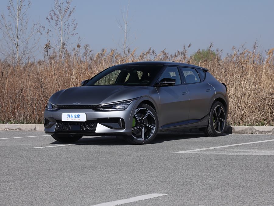 Фото 1 - Kia EV6