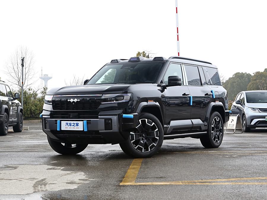 Фото 1 - BYD FangChengBao Leopard 8