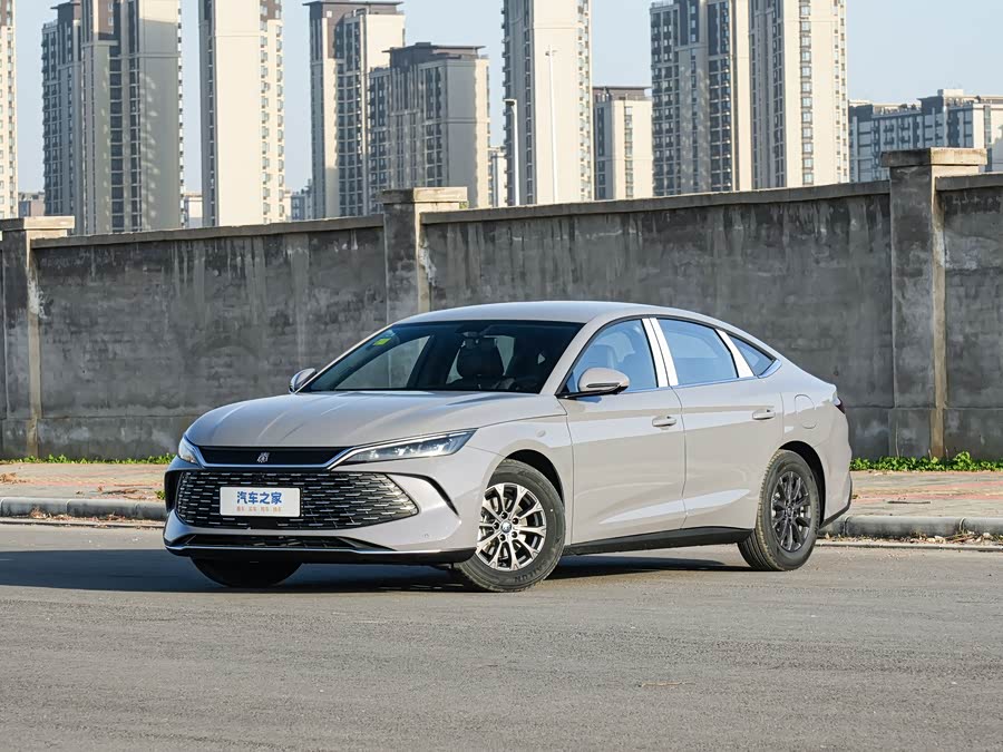 Фото 1 - BYD Qin L