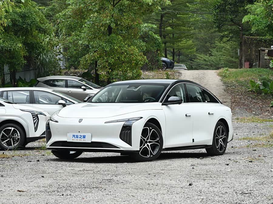 Фото 1 - Dongfeng Forthing Xinghai S7