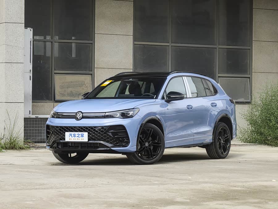 Фото 1 - Volkswagen Tiguan L Pro