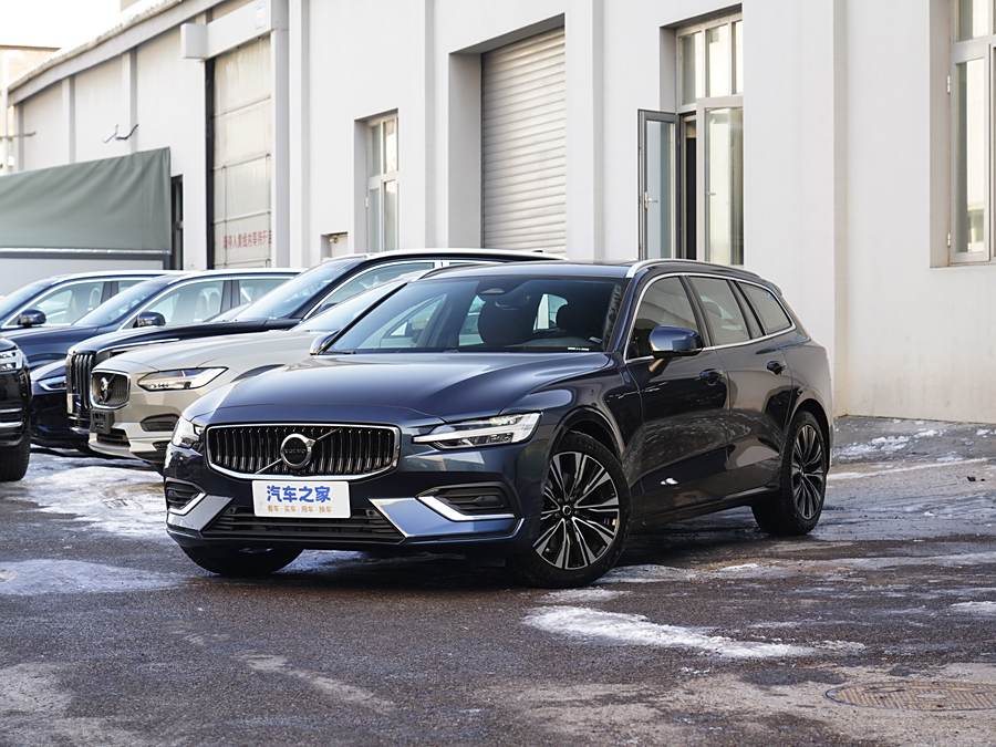 Фото 1 - Volvo V60