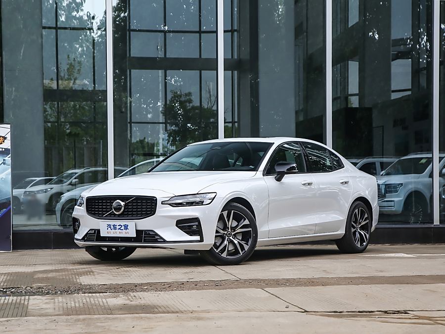 Фото 1 - Volvo S60