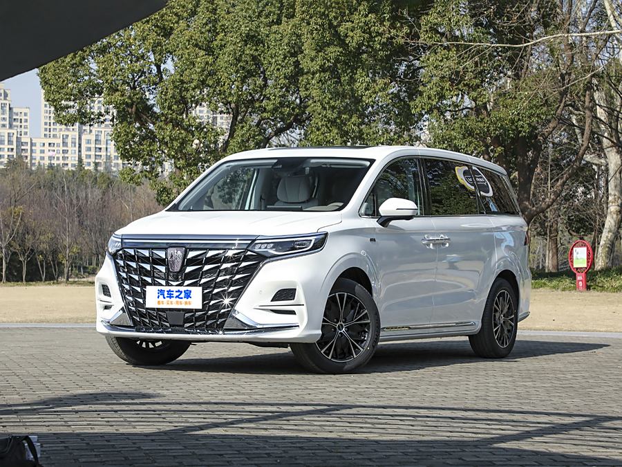 Фото 1 - Roewe iMax 8