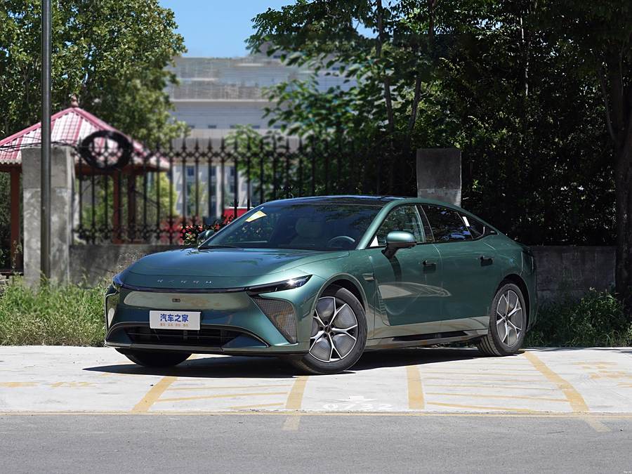 Фото 1 - Exeed Sterra ES