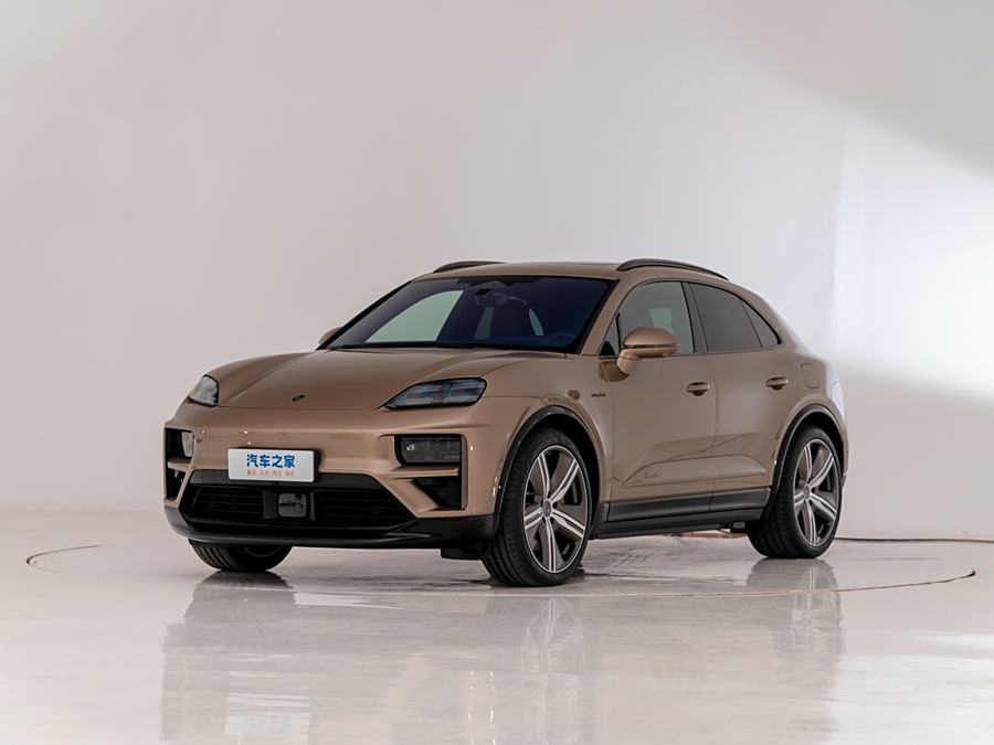 Фото 1 - Porsche Macan EV