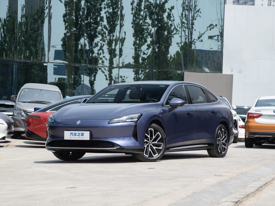 Фото 1 - Baojun Yunguang