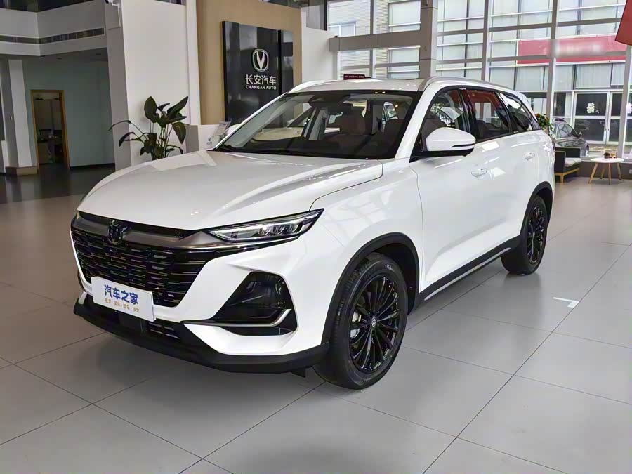 Фото 1 - Changan CS75