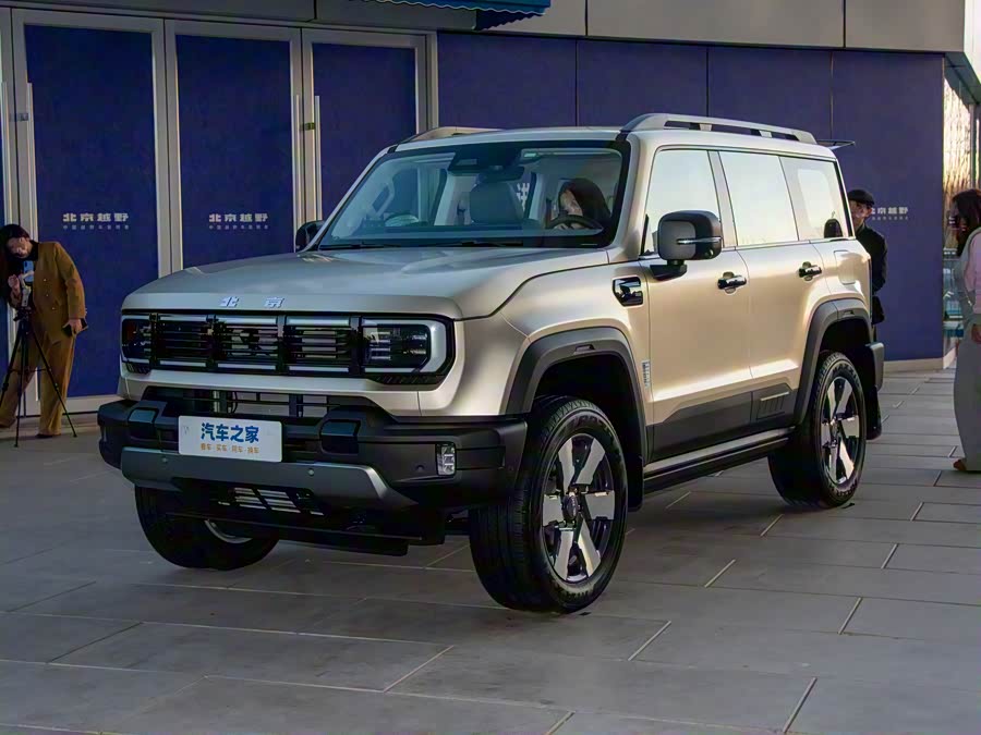 Фото 1 - BAIC Beijing BJ40 Hybrid