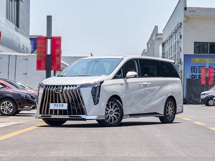 Фото 1 - GAC Trumpchi E9