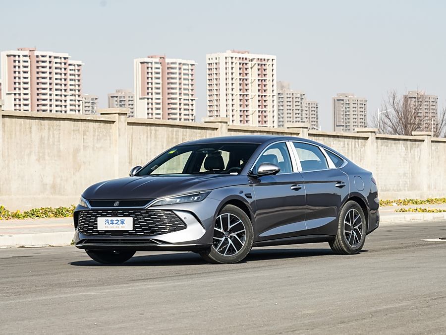 Фото 1 - BYD Qin L