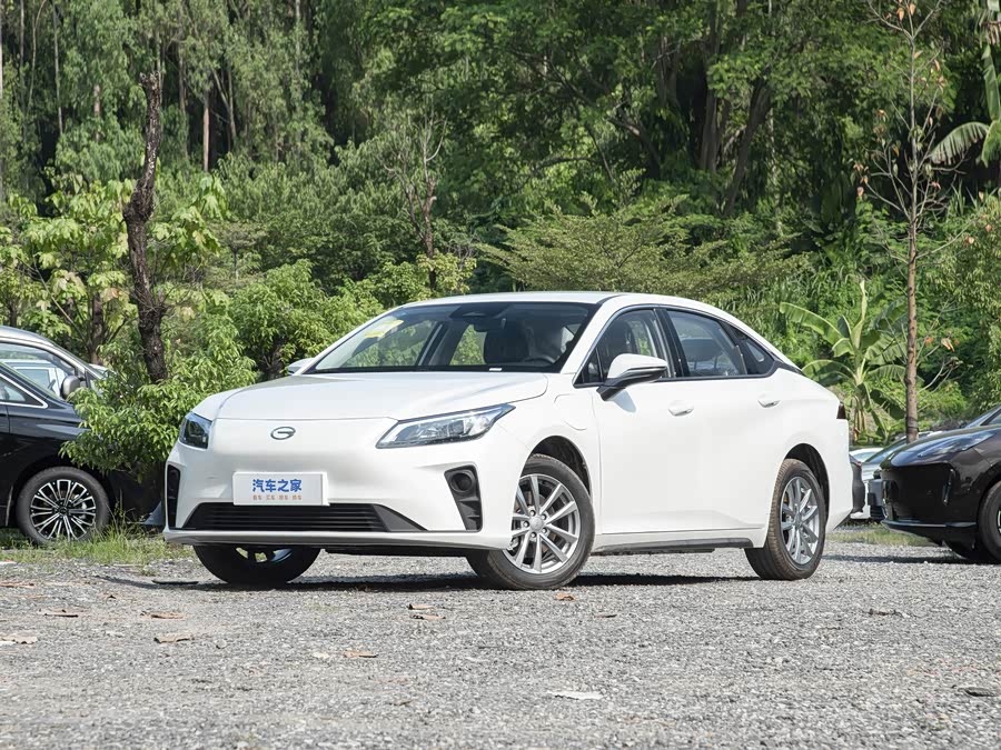 Фото 1 - GAC Aion S