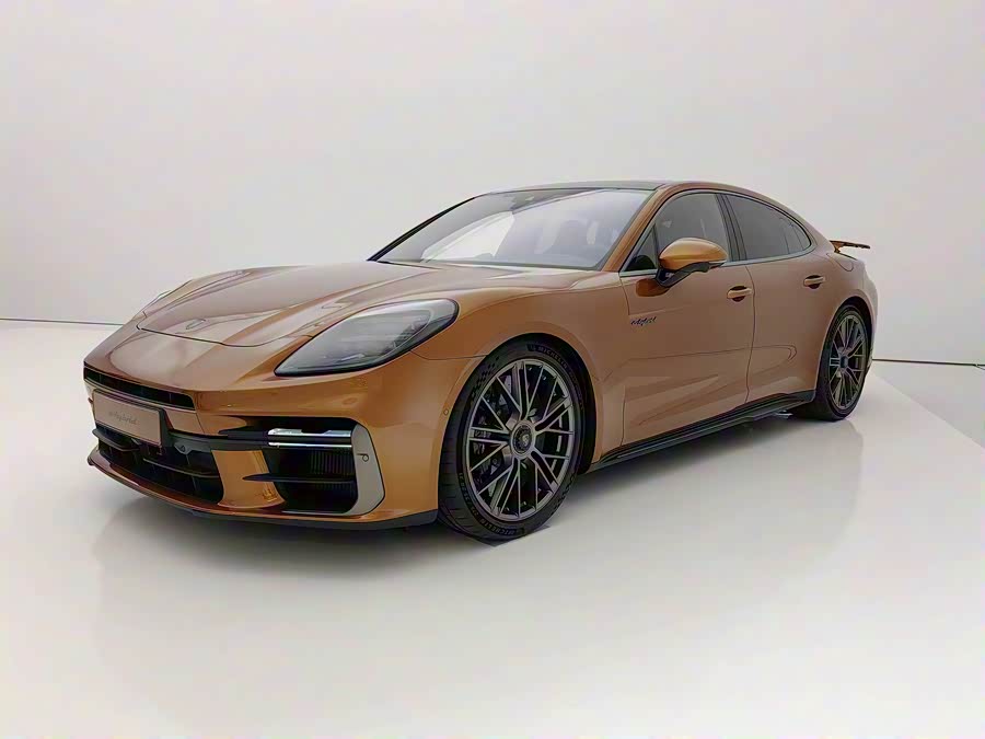 Фото 1 - Porsche Panamera Hybrid