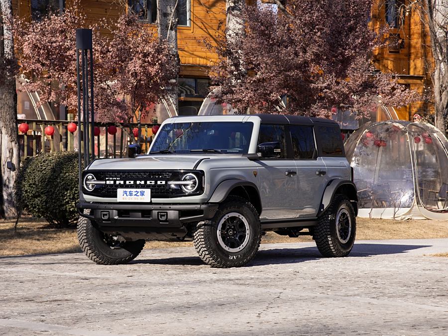 Фото 1 - Ford Bronco
