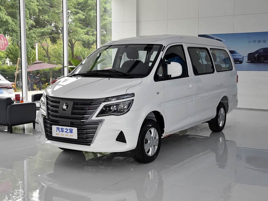 Фото 1 - Dongfeng Forthing Lingzhi M5 EV