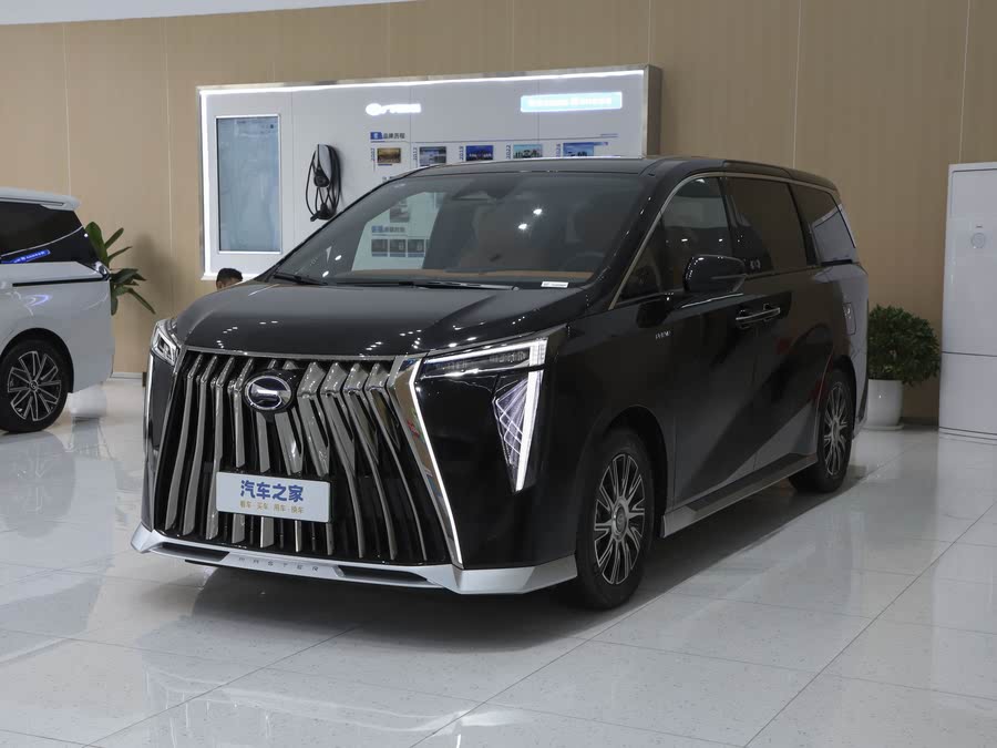 Фото 1 - GAC Trumpchi E9